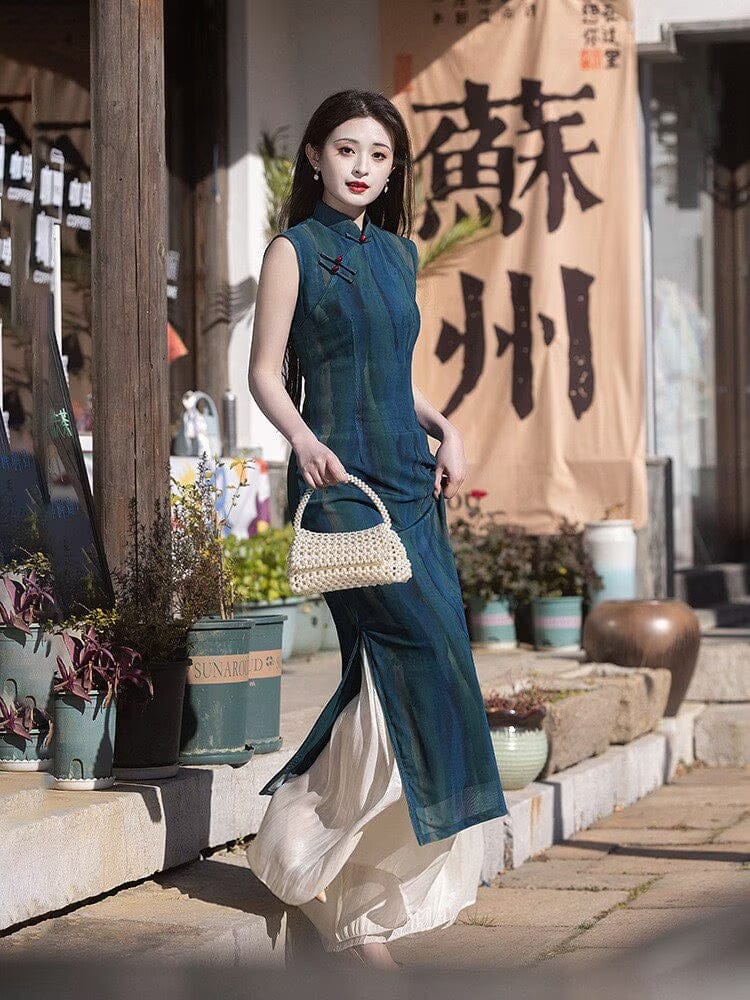 Beth and Brian Qipao-LSB Old Shanghai style, stripe pattern, blue long Cheongsam