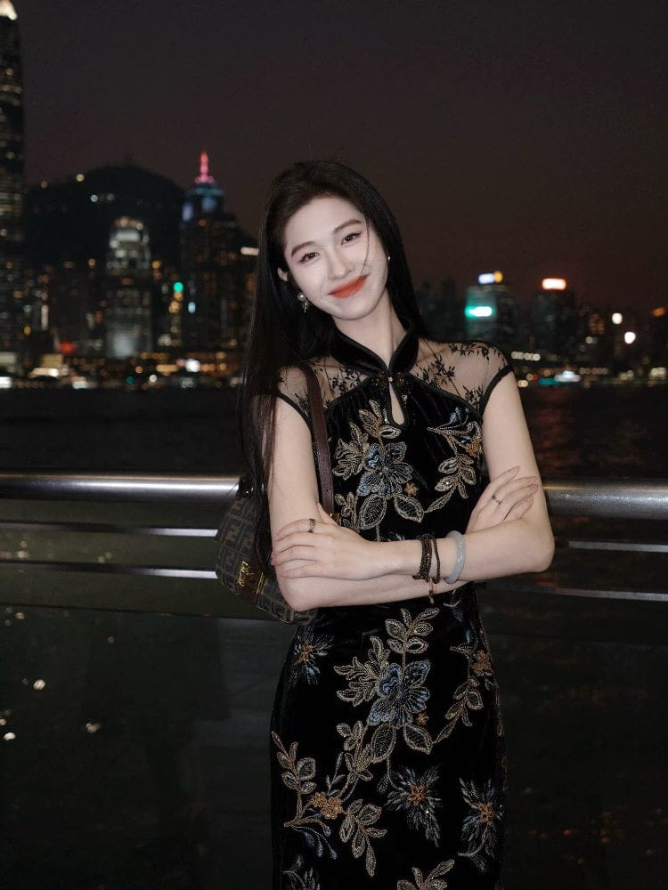 Beth and Brian Qipao-LQZH Floral pattern, velvet black long Cheongsam with raglan sleeves