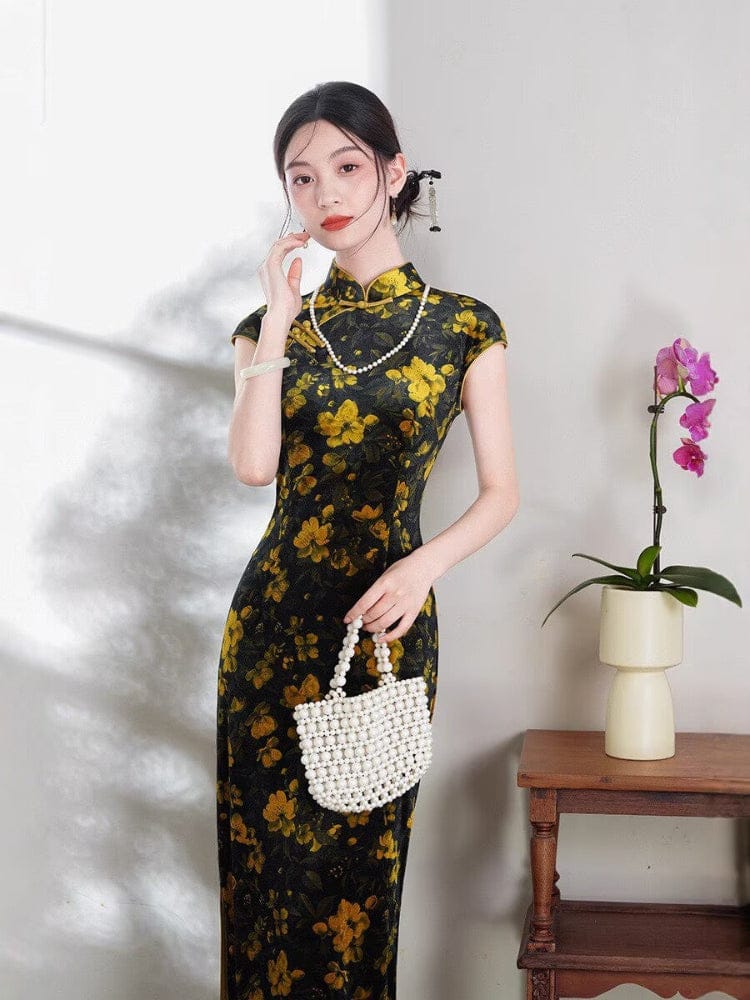 Beth and Brian Qipao-XL Spring collection, velvet midi Cheongsam with raglan sleeves