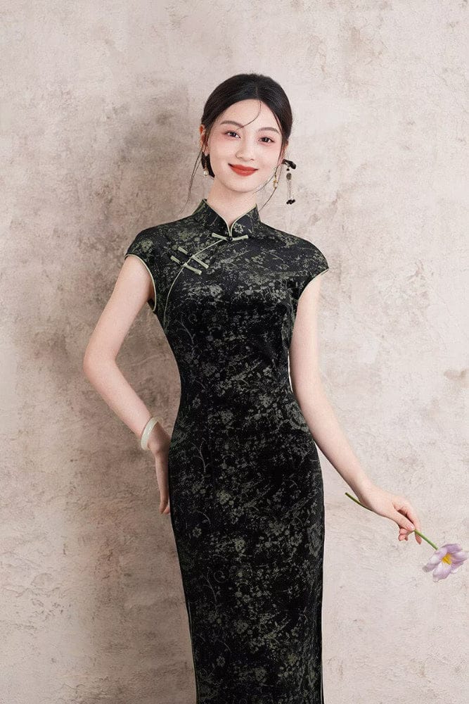 Beth and Brian Qipao-XL Spring collectionn, velvet midi Cheongsam