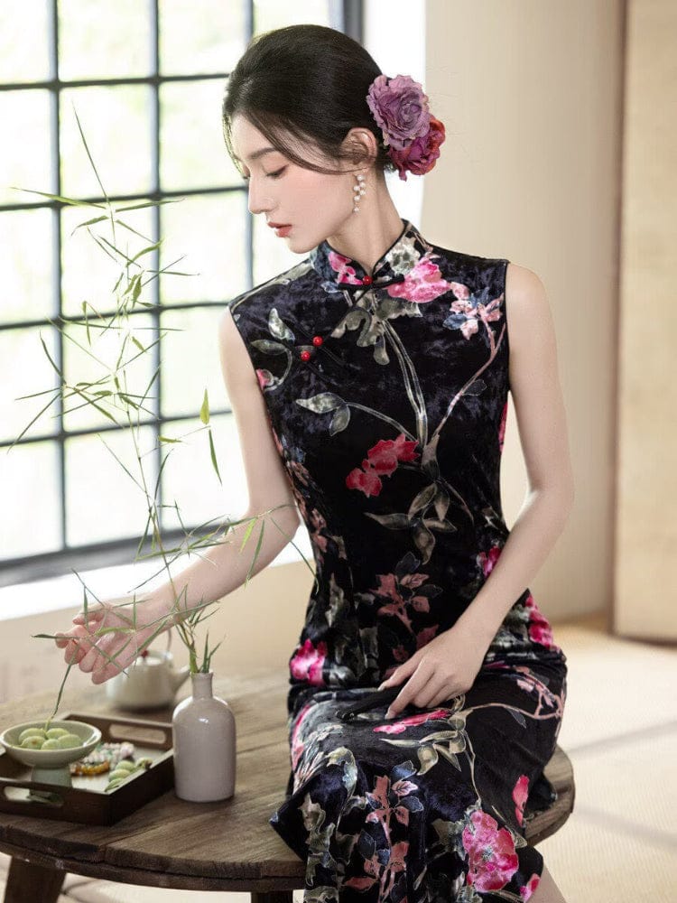 Beth and Brian Qipao-YS Lotus pattern, velvet black long Cheongsam