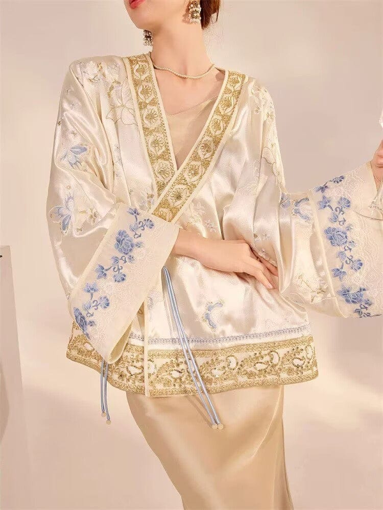 Beth and Brian Qipao-JZ Loose-Fitting Qipao Coat, V-neck, champagne Qipao Top with flared sleeves
