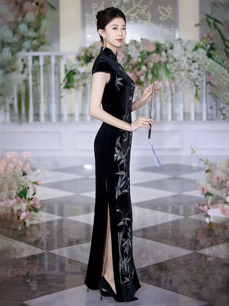 Beth and Brian Qipao-JNCT Silver Bamboo Pattern, black long Cheongsam
