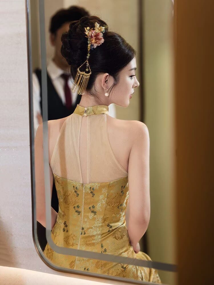 Beth and Brian Qipao-SKN New Chinese style (新中式), halter gold midi Cheongsam