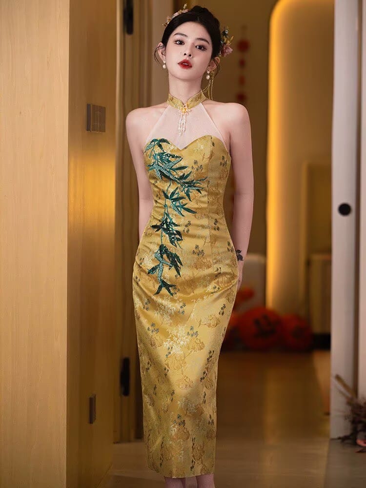 Beth and Brian Qipao-SKN New Chinese style (新中式), halter gold midi Cheongsam