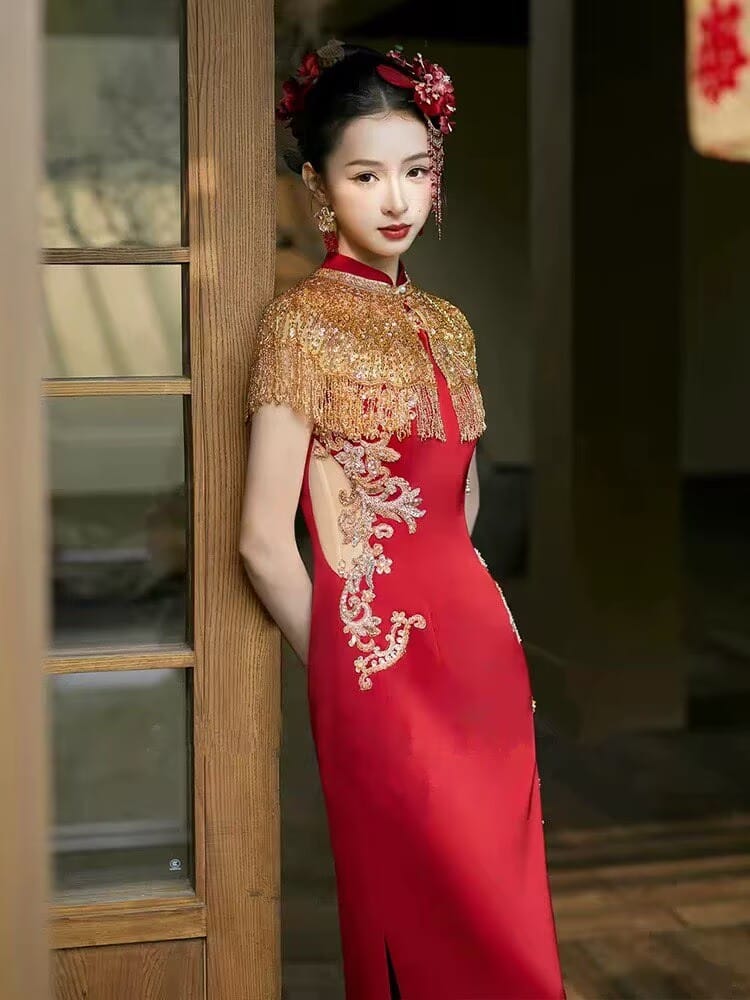 Red Qipao for women, Wedding Floral Embroidered long Cheongsam Set Red / Custom made ( See details below) Red Qipao for women, Wedding Floral Embroidered long Cheongsam Set Red / Custom made ( See details below)