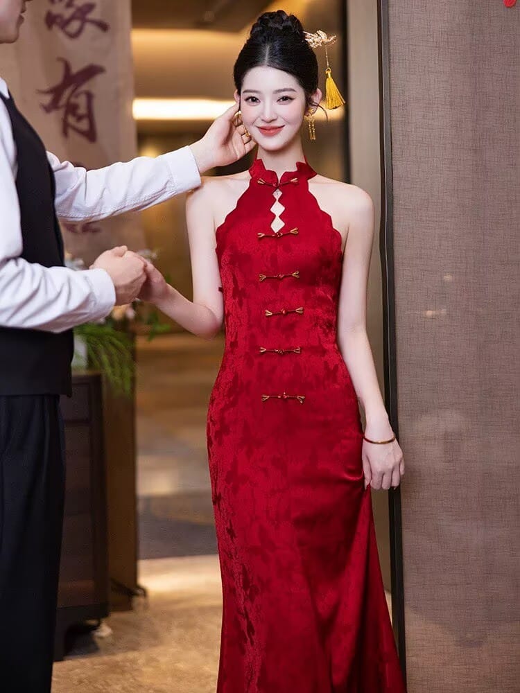Beth and Brian Qipao-DYS New Chinese style (新中式), floral pattern, halter red long Cheongsam