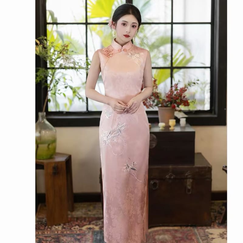 Beth and Brian Qipao-HLQ Sleeveless, Floral pattern, acetate fabric, pink midi Cheongsam