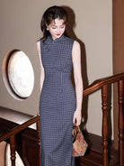 Beth and Brian Qipao-MYJ Old Shanghai style, plaid pattern, navy blue long Cheongsam