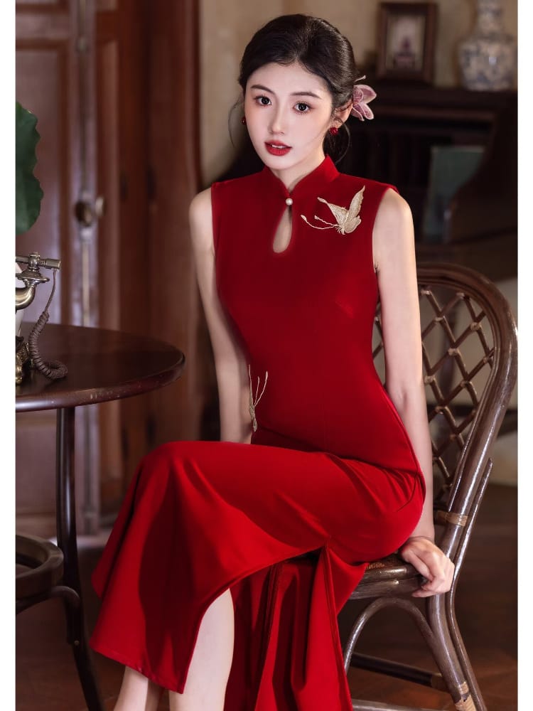 Beth and Brian Qipao-LSB Butterfly embroidery, water drop collar, sleeveless long Cheongsam