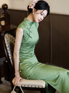 Beth and Brian Qipao-LSB Vintage floral pattern, Sleeveless, floral green long Cheongsam