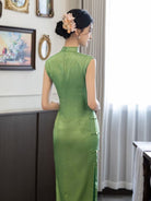 Beth and Brian Qipao-LSB Vintage floral pattern, Sleeveless, floral green long Cheongsam