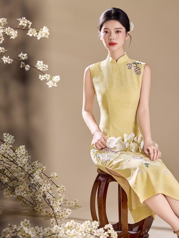 Beth and Brian Qipao-LSB Floral pattern, jacquard satin midi Cheongsam