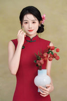 Beth and Brian Qipao-TX Sleeveless, plain pattern, silk linen midi Cheongsam