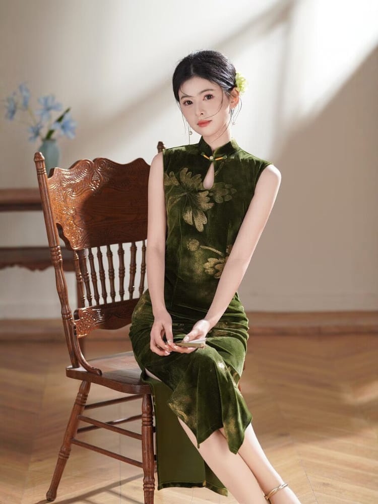 Beth and Brian Qipao-TX Lotus print, dark green&black velvet midi cheongsam