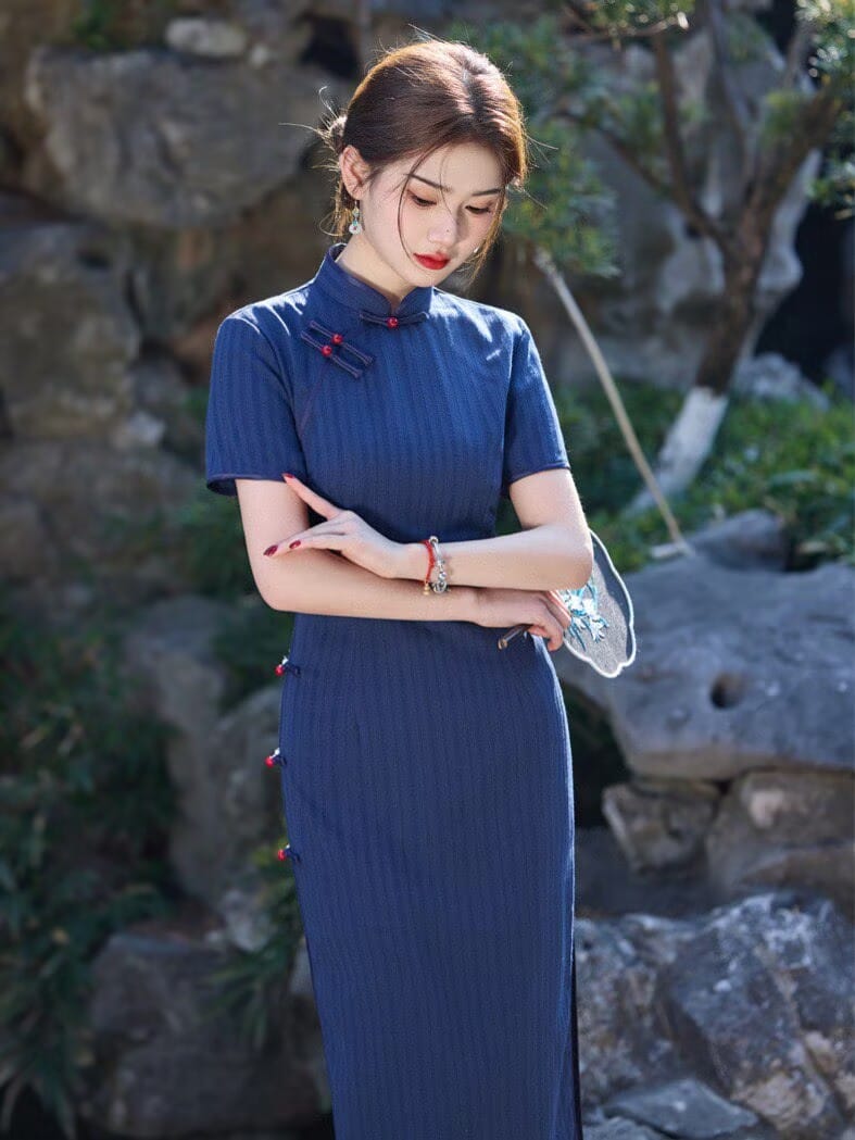 Beth and Brian Qipao-SWW Clara Indigo Bamboo Linen(仿竹节麻) Cheongsam with Mandarin Collar