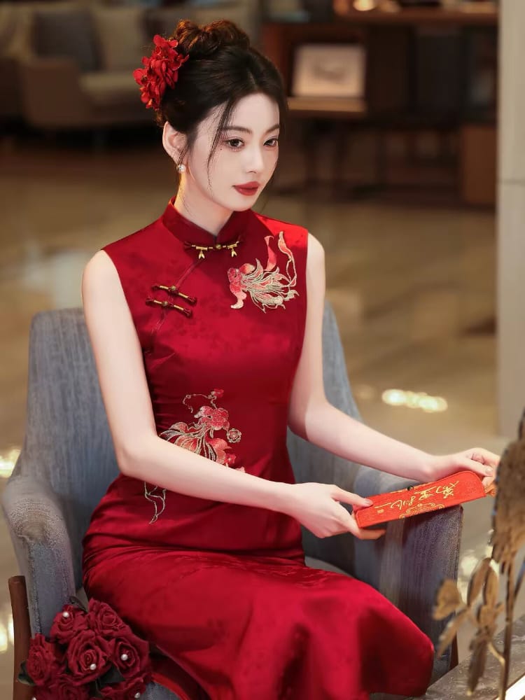 Beth and Brian Qipao-WX Luna’s Red Koi Embroidery, Sleeveless Midi Cheongsam
