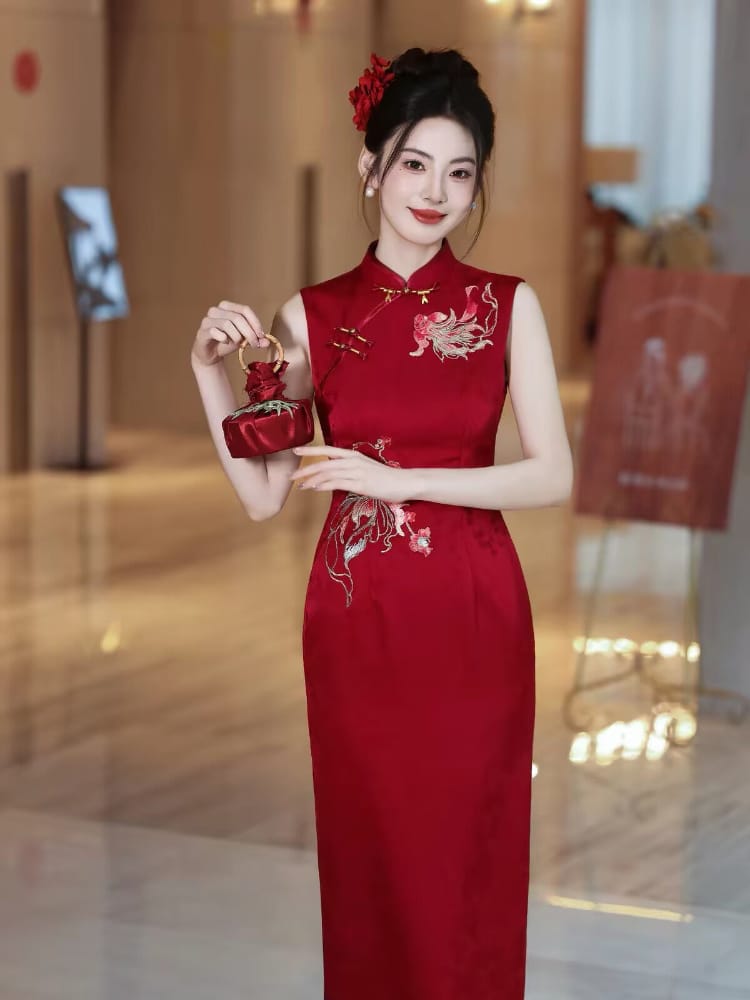 Beth and Brian Qipao-WX Luna’s Red Koi Embroidery, Sleeveless Midi Cheongsam