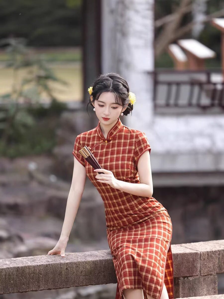 Beth and Brian Qipao-XL Plaid Pattern Cotton‑Linen Midi Cheongsam