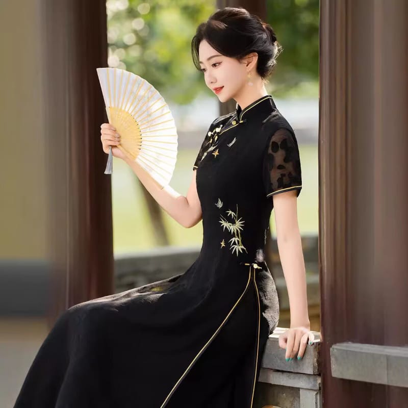 Beth and Brian qipao-MRSC Mia Black Bamboo Embroidery Midi Plus size Ao‑Dai