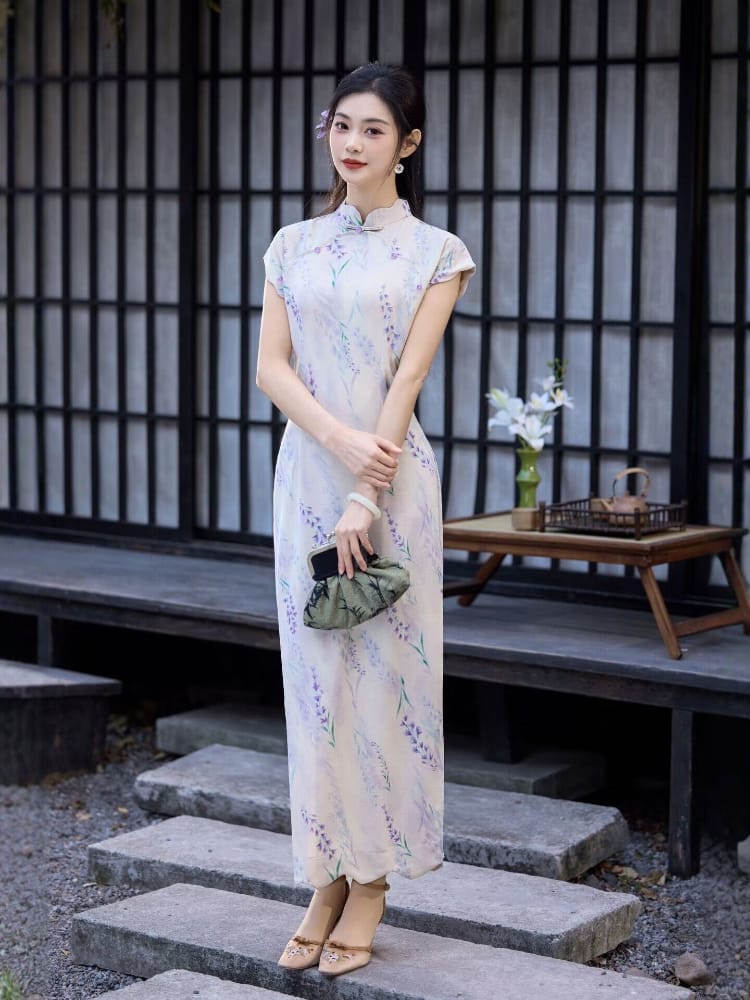 Beth and Brian Qipao-JQZ Lavender Floral Nettle‑Weave Long Cheongsam