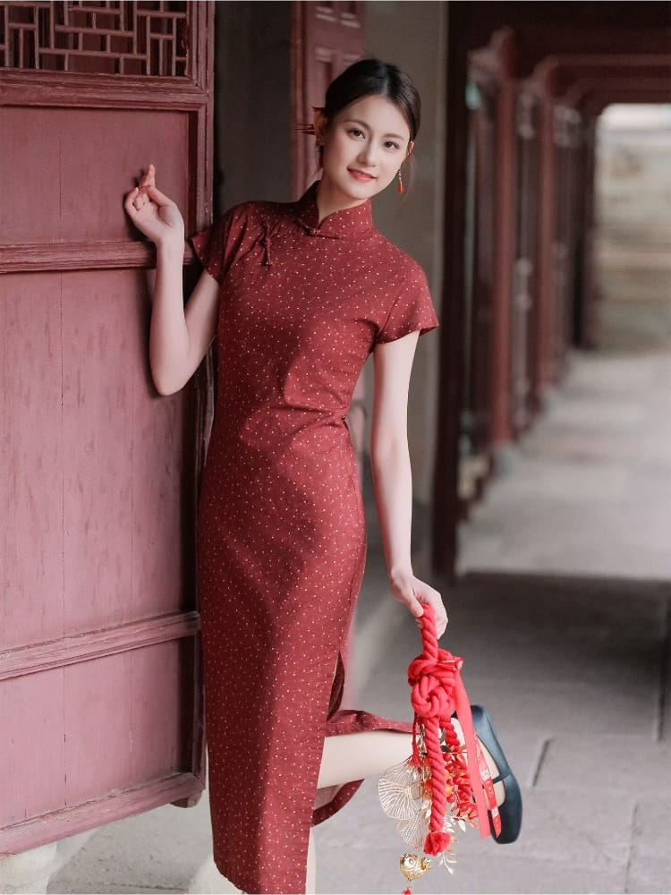 Beth and Brian Qipao-XLY Elena Burgundy Tiny Dot Cotton Long Cheongsam