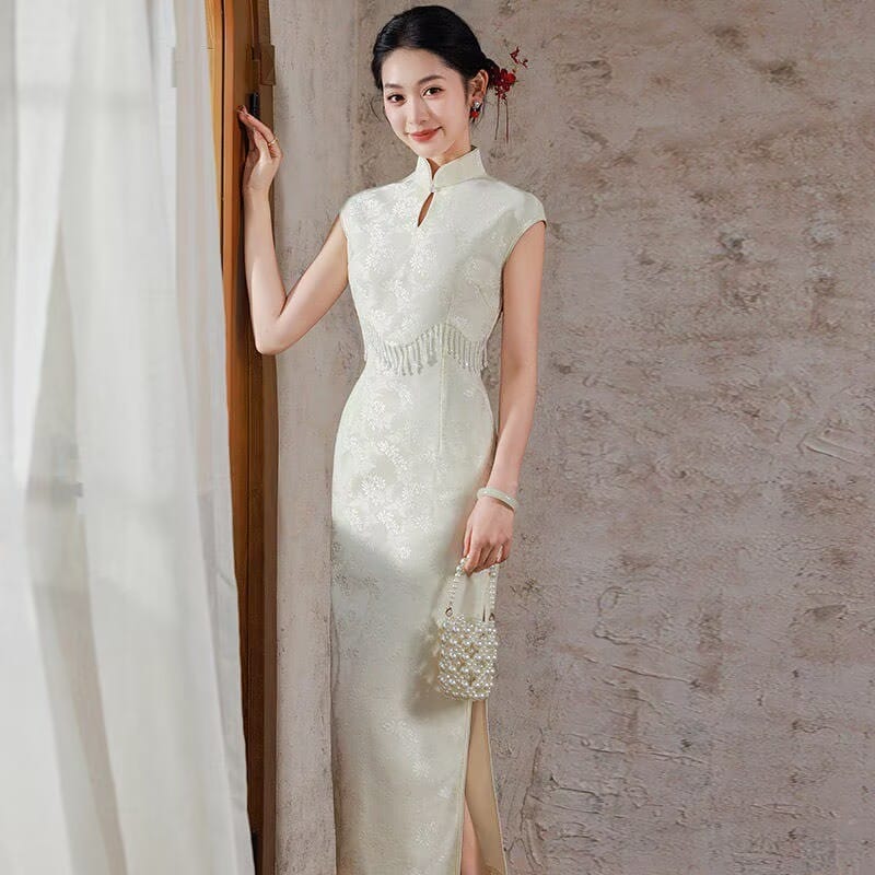 Beth and Brian Qipao-SMQ Chloe Beige&Red Wedding Midi Cheongsam with raglan sleeves