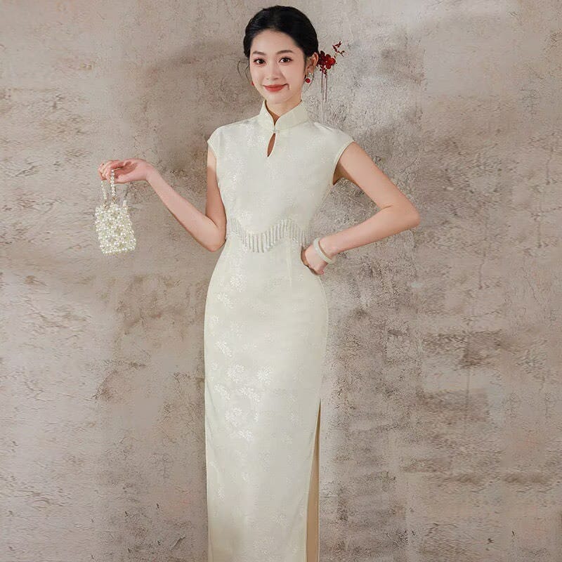 Beth and Brian Qipao-SMQ Chloe Beige&Red Wedding Midi Cheongsam with raglan sleeves