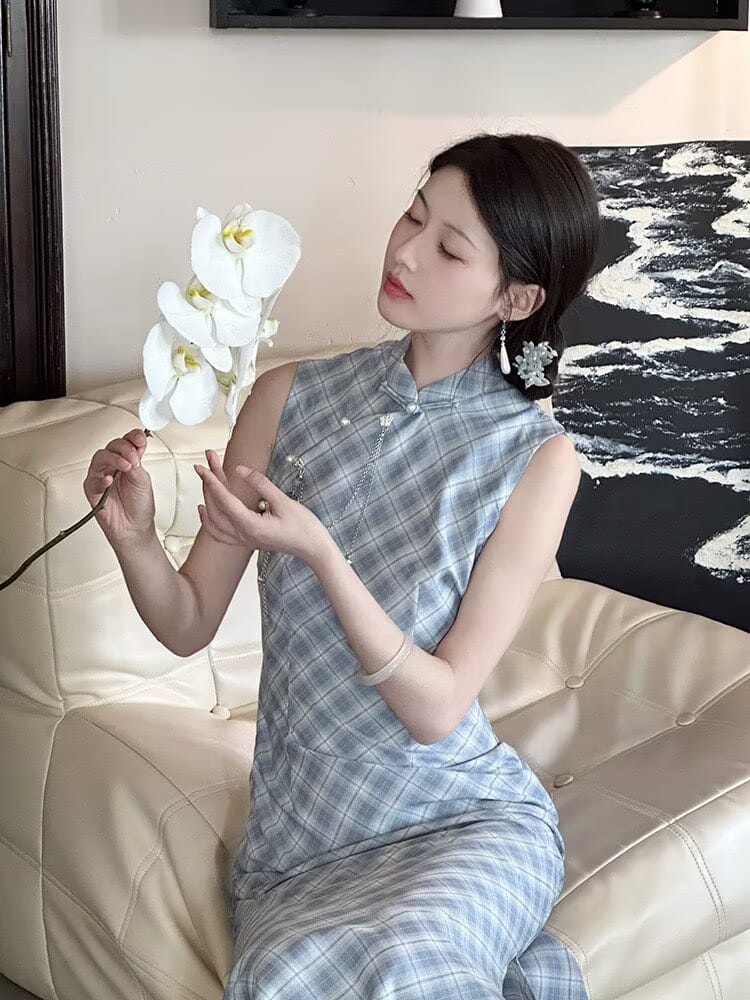 Beth and Brian Qipao-LSB Wren Light Blue Plaid Sleeveless TR Cotton Midi Cheongsam