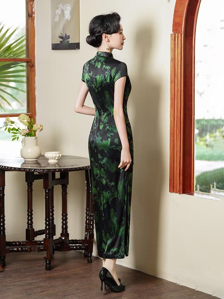 Beth and Brian Qipao-XLY 19 mome mulberry silk, high end green long Cheongsam