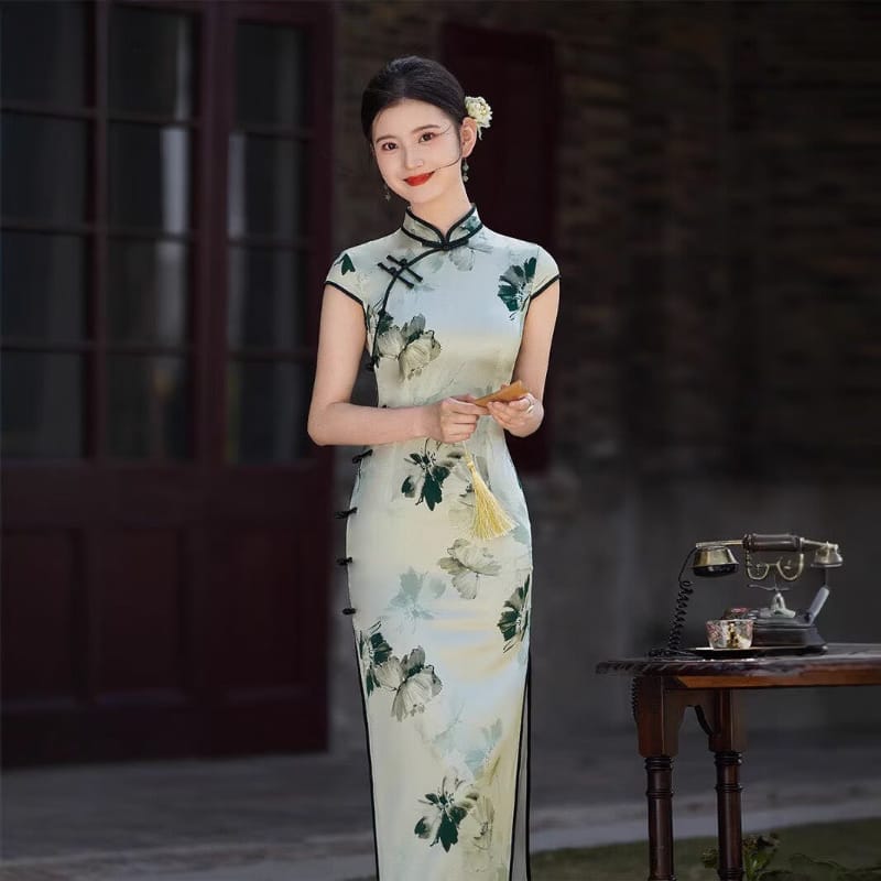 Beth and Brian Qipao-XLY Ink‑Green Floral Print, High end 19 Mome Mulberry Silk Cheongsam