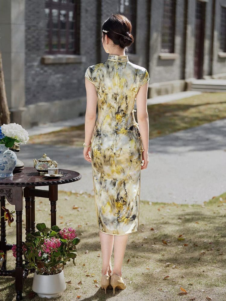 Beth and Brian Qipao-XLY Anna Ink‑Wash Landscape Pattern, High End 19 Mome Mulberry Silk Midi Cheongsam