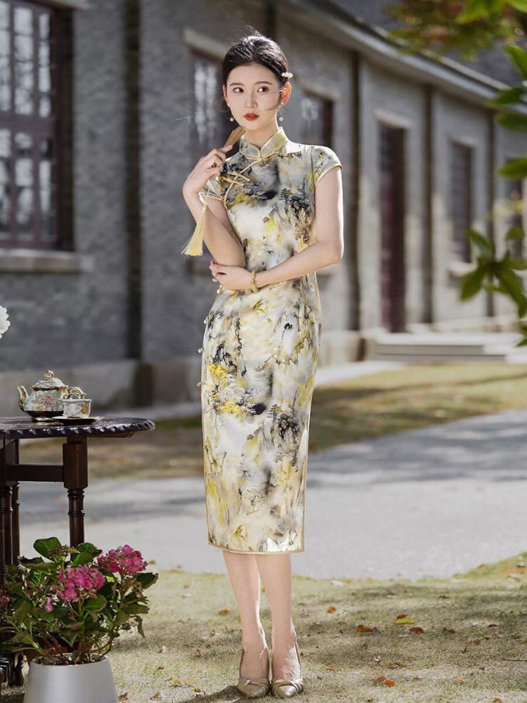 Beth and Brian Qipao-XLY Anna Ink‑Wash Landscape Pattern, High End 19 Mome Mulberry Silk Midi Cheongsam