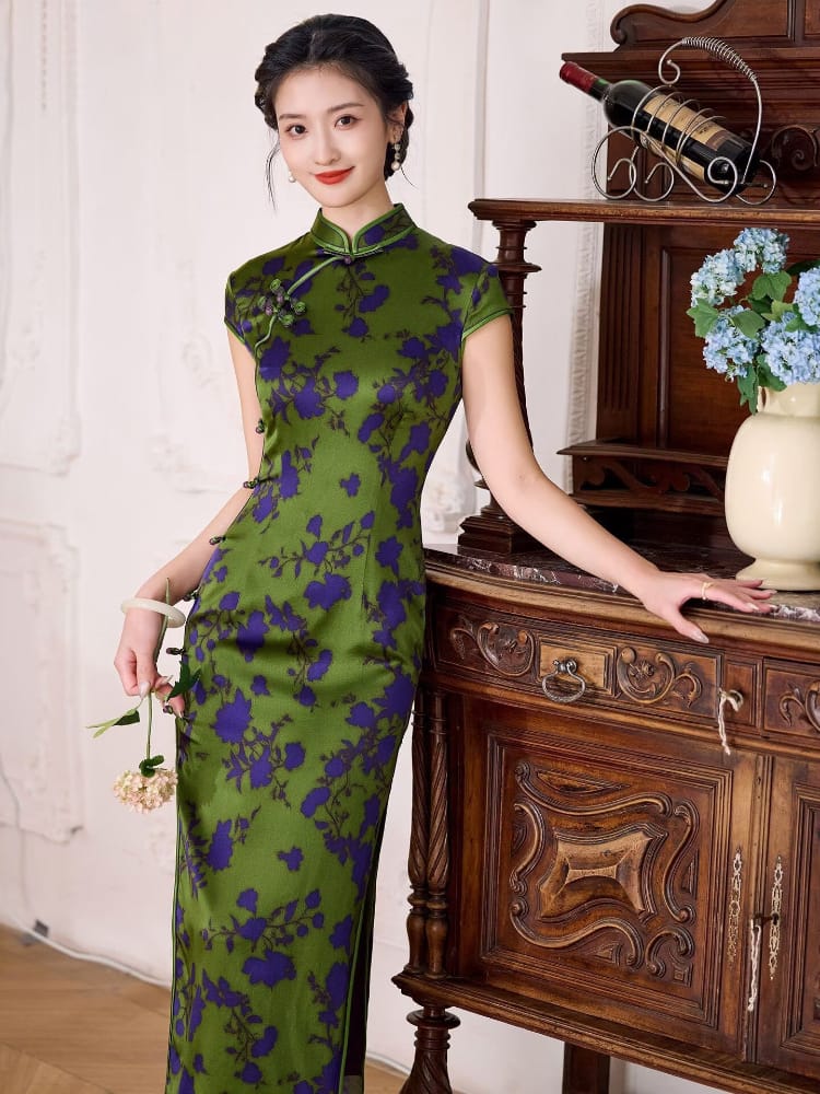 Beth and Brian Qipao-XLY Thea Green-Purple Floral 19 Mome Mulberry Silk High End Long Cheongsam