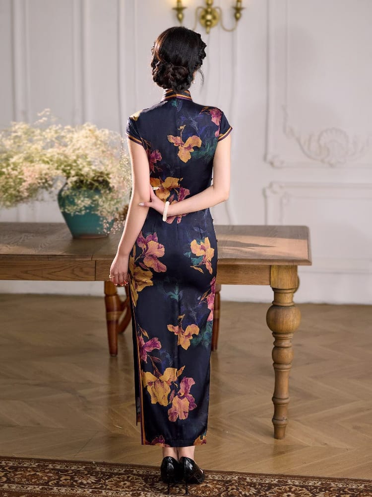 Beth and Brian Qipao-XLY Clara Vintage Floral 19 Momme Mulberry Silk Long Cheongsam