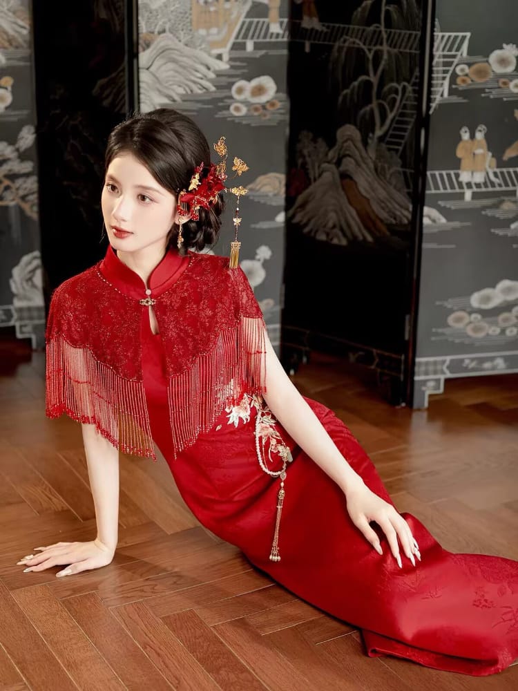 Beth and Brian Qipao-QHM Mia Floral Embroidery Jacquard Satin Cheongsam with Fringe Lace Cape Set