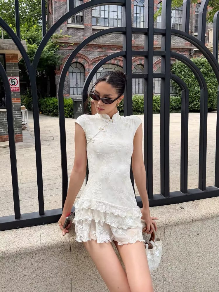 Beth and Brian Qipao-FYW Luna Floral Mini Cheongsam with Lace Ruffle Hem