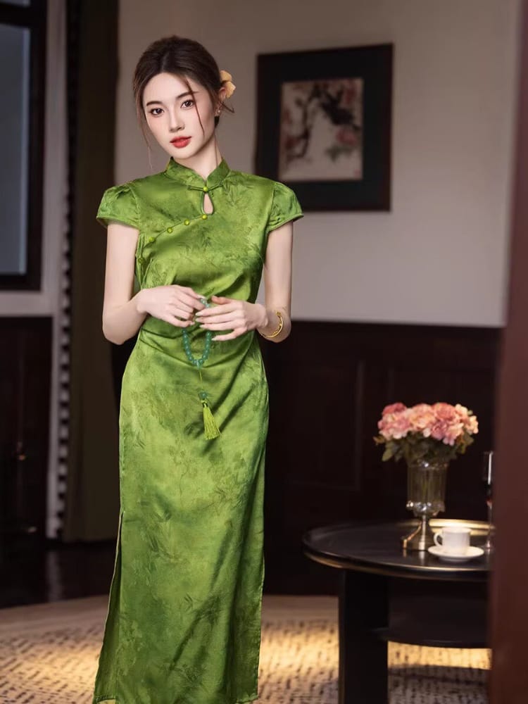 Beth and Brian Qipao-YT Chloe Green Bamboo Print Midi Cheongsam