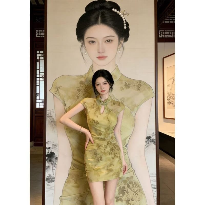 Beth and Brian qipao-DAF Chloe Floral Print Mini Cheongsam Dress With Cap Sleeves