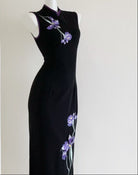 Beth and Brian qipao-DAF Evelyn's Sleeveless Mid-Length Cheongsam with Purple Iris Embroidery