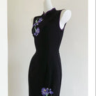 Beth and Brian qipao-DAF Evelyn's Sleeveless Mid-Length Cheongsam with Purple Iris Embroidery