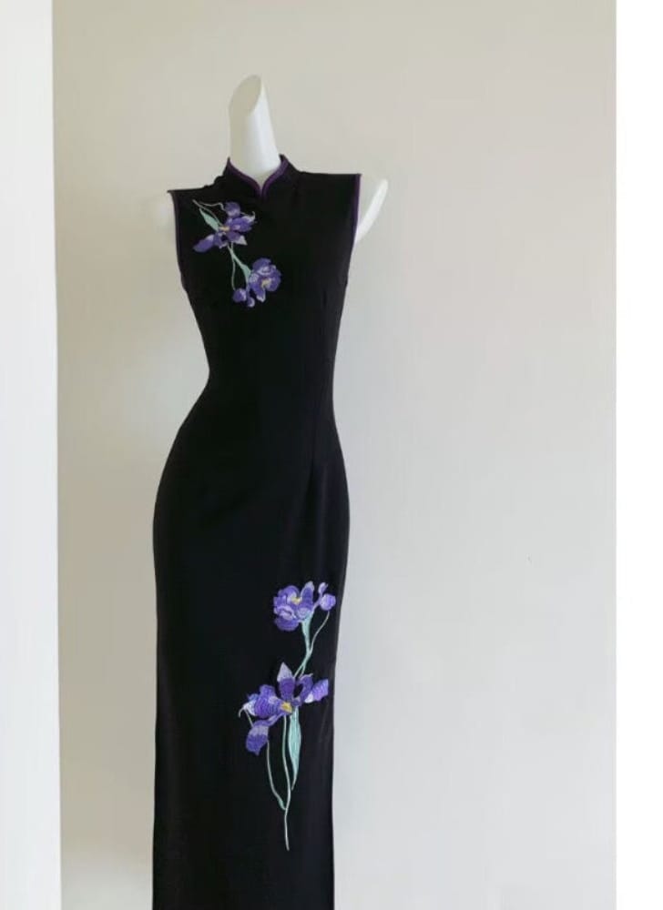 Beth and Brian qipao-DAF Evelyn's Sleeveless Mid-Length Cheongsam with Purple Iris Embroidery