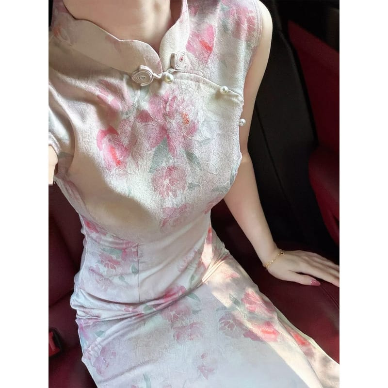 Beth and Brian Qipao-LSB Chloe Sleeveless Floral Midi Cheongsam