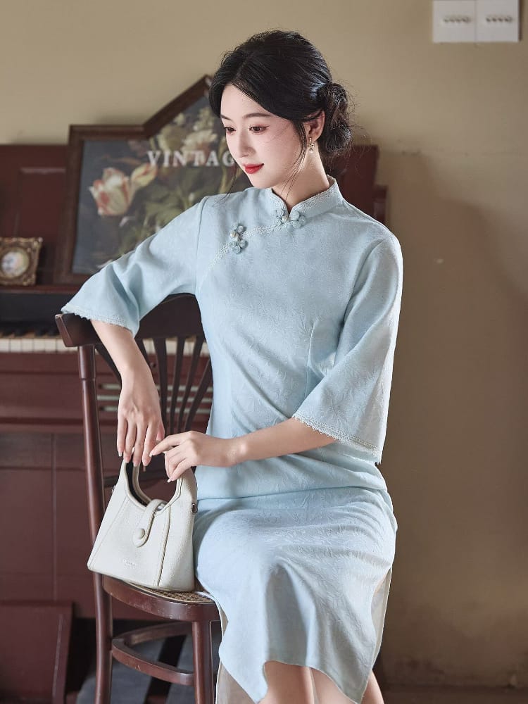 Beth and Brian Qipao-LSB Sophia Subtle Leaf Jacquard Midi Cheongsam With Three-Quarter Sleeves
