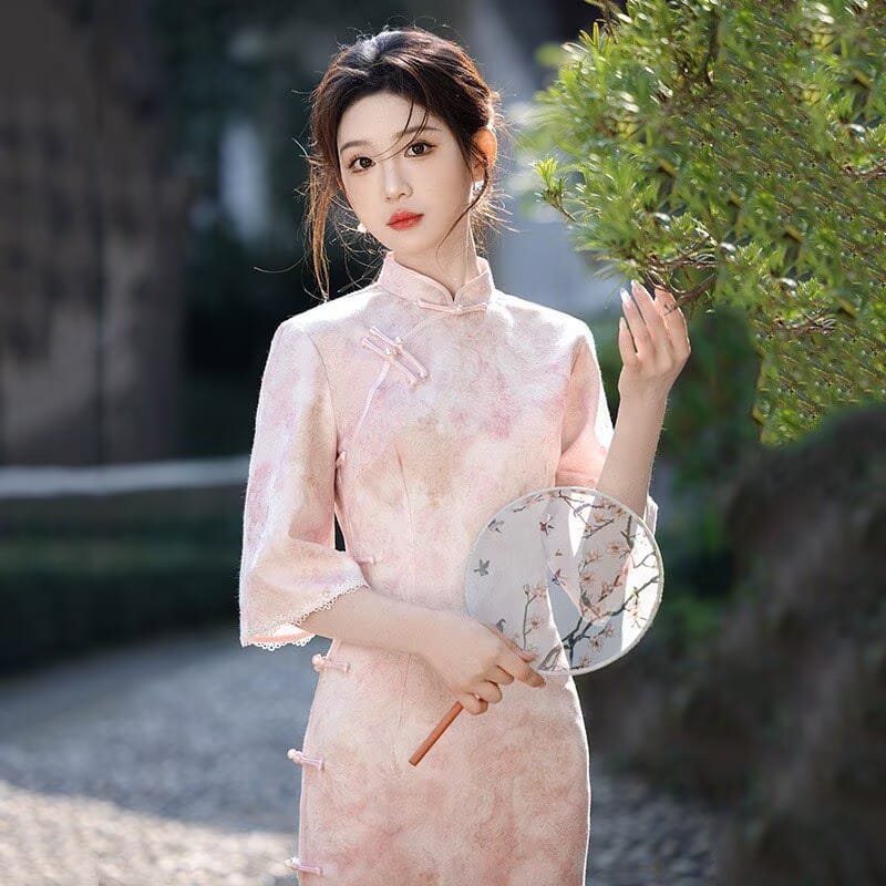Beth and Brian Qipao-SMQ Bonnie Pink Watercolor Wash Print Satin Cheongsam With Three-Quarter Sleeves