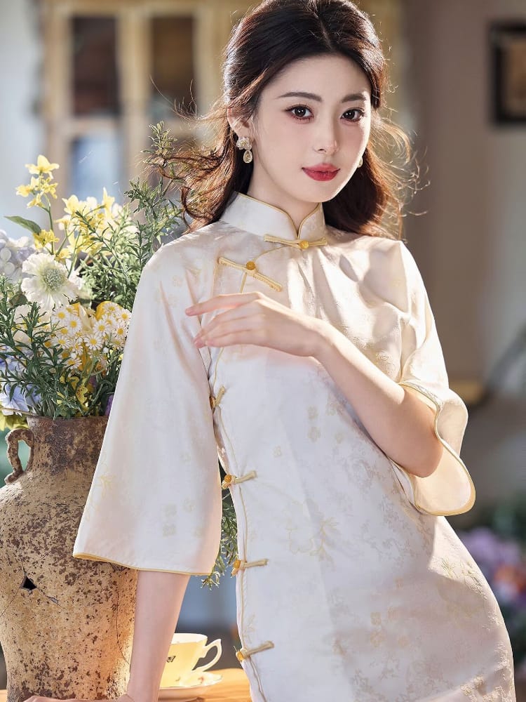 Beth and Brian Qipao-LSB Hazel Subtle Floral Jacquard Midi Cheongsam