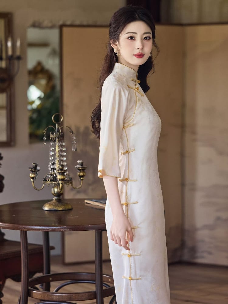 Beth and Brian Qipao-LSB Hazel Subtle Floral Jacquard Midi Cheongsam