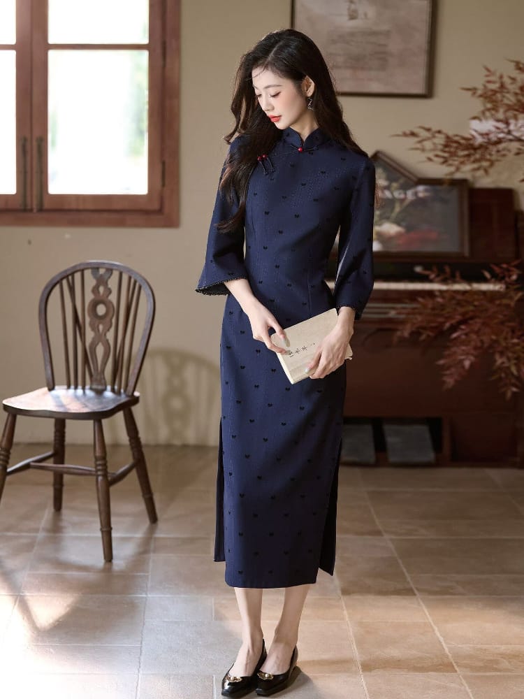 Beth and Brian Qipao-LSB Mia Small Bow Flocking Cheongsam With Three-Quarter Sleeves