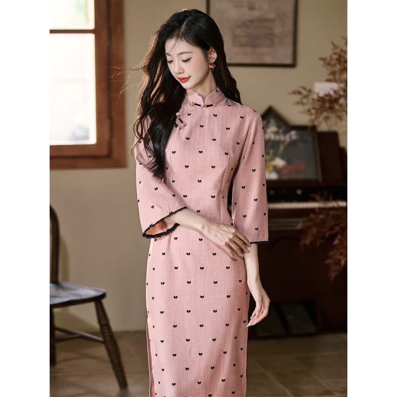 Beth and Brian Qipao-LSB Mia Small Bow Flocking Cheongsam With Three-Quarter Sleeves