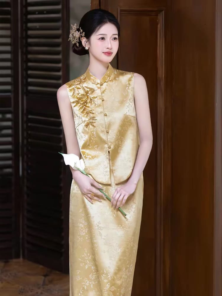 Beth and Brian Qipao-QHM Luna Vintage Gold Brocade Two‑Piece Cheongsam Set
